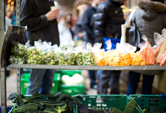 ::  our amazing farmers' market  ::